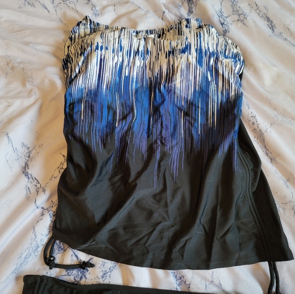 Tankini - Picture 2 of 2